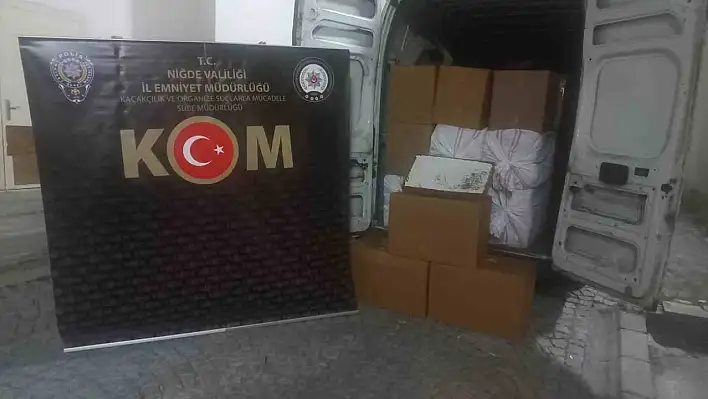 Niğde'de 650 bin adet dolu makaron ele geçirildi