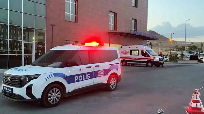 İş yerine silahlı saldırıda 8 yaşındaki çocuk ağır yaralandı