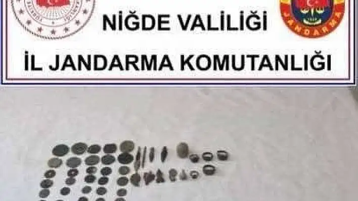 55 parça tarihi eser ele geçirildi