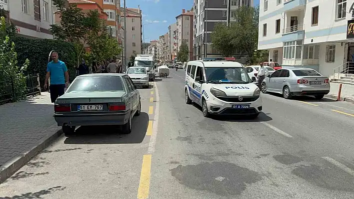 Komşusunun kapı sesine yanıt vermeyen kadın ölü bulundu