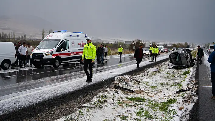 Trafik kazası: 2'si çocuk 8 kişi yaralandı