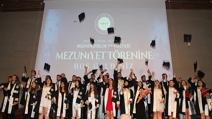 NNYÜ'de mezuniyet heyecanı