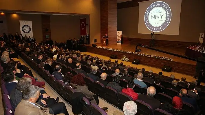 Nuh Naci Yazgan Üniversitesi'nden Başkan Büyükkılıç'a teşekkür plaketi