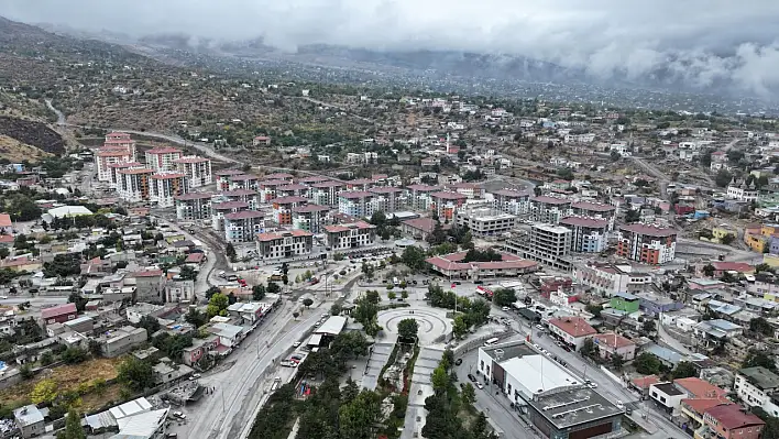 O ilçe baştan aşağı yenileniyor