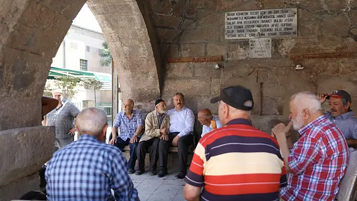 O mahalleye ilk defa doğalgaz geldi