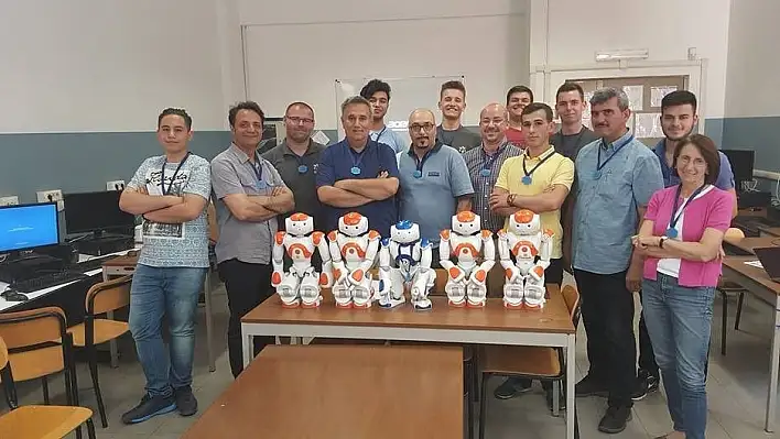 Öğrenciler İtalya'da Robot Eğitimi aldı