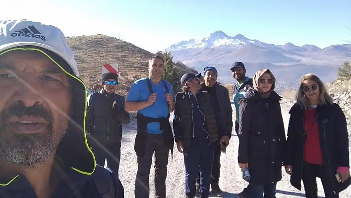 Öğretmenler ara tatilde doğa yürüyüşü ve tırmanış ile stres attı
