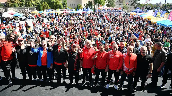 On binlerce sporsever Kayseri'de bir araya geldi!