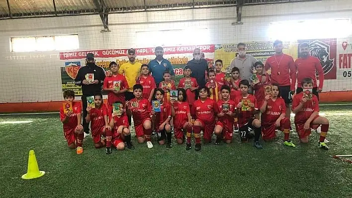 Önal'dan futbol okullarına ziyaret