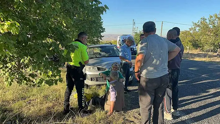 Namaz kılan adam araç altında kaldı