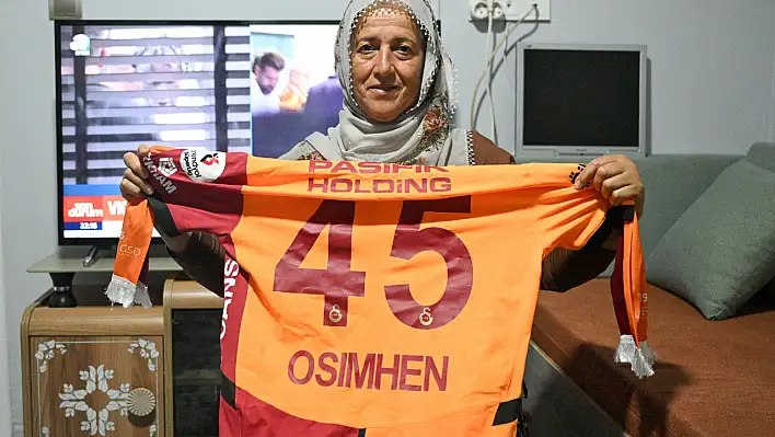 Osimhen teyze'nin sevinci: 'Beşinci evladım geri döndü!'