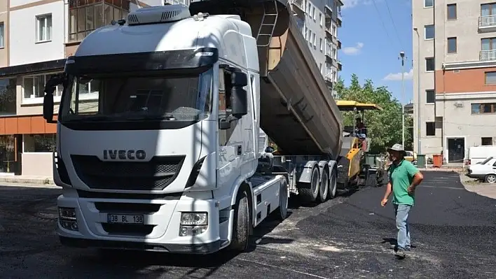 Osman Kavuncu Mahallesinde yollar yenileniyor
