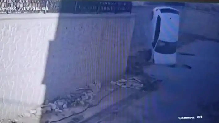 Metrelerce yükseklikten yere çakıldı