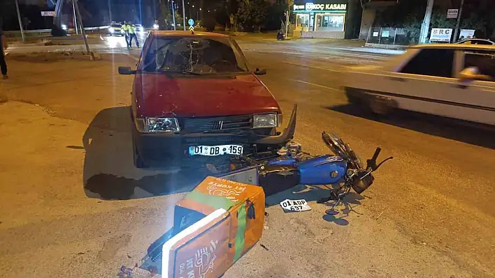 Otomobil motosiklete çarptı