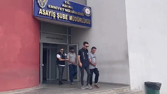 Otomobile atı bağlayıp götüren sürücü tutuklandı