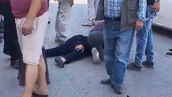 Kayseri'de yolun karşısına geçmek kadına otomobil çarptı