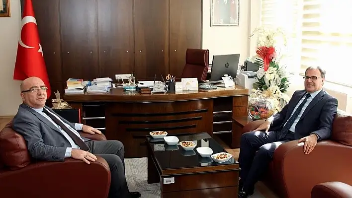 Özdoğan'dan Rektör Karamustafa'ya 'Hayırlı olsun' ziyareti