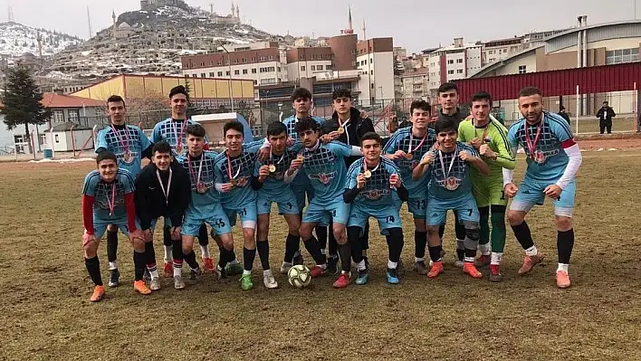 Özel Kayseri OSB Vakfı Mesleki ve Teknik Anadolu Lisesi yarı finalde