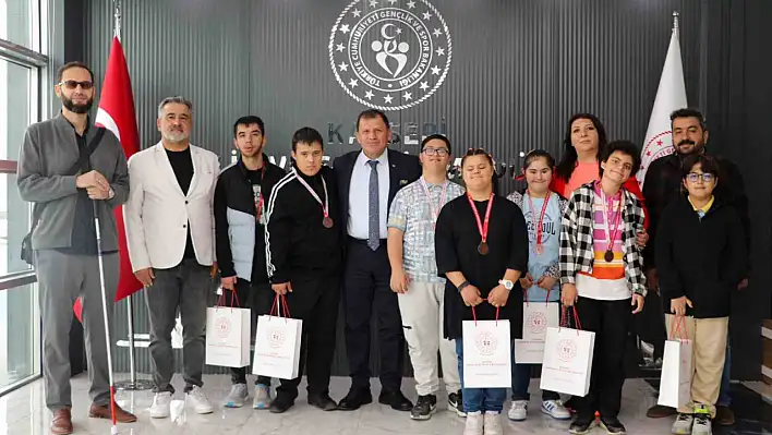 Özel şampiyonlardan özel ziyaret