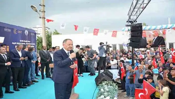 Özhaseki, 'İçimizden hainler buluyorlar, kardeşliğimize kurşun sıktırıyorlar'