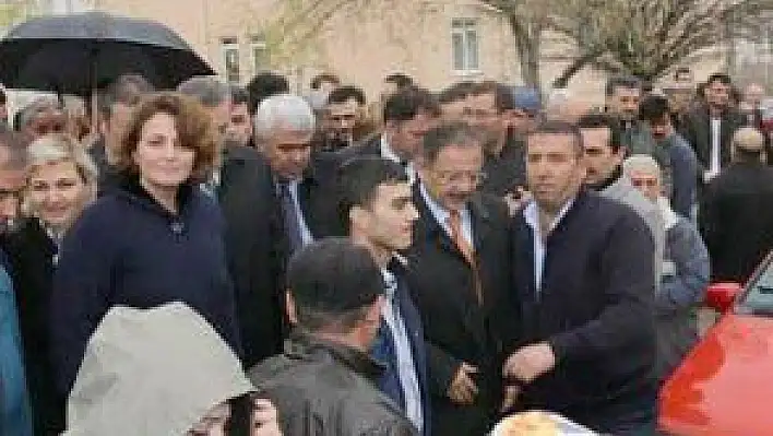ÖZHASEKİ TALASLILARLA BULUŞTU