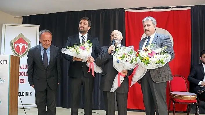 Palancıoğlu'dan Öğrencilere Mehmet Akif öğüdü
