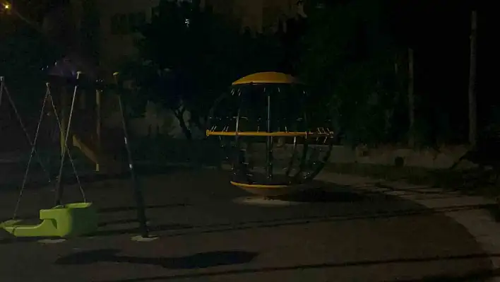 Parkta oynarken kalbi durdu