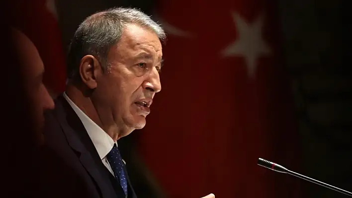 Hulusi Akar hesabı çalındı