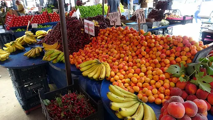 Pazarda sebze meyve fiyatları düştü mü?