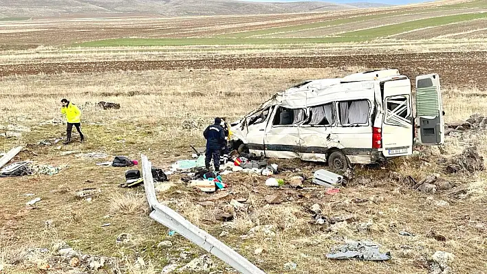 Pınarbaşı'da trafik kazası : 2 ölü, 7 yaralı