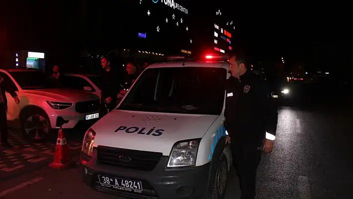 Polis kavga ihbarına gidince bakın neler yaşandı?