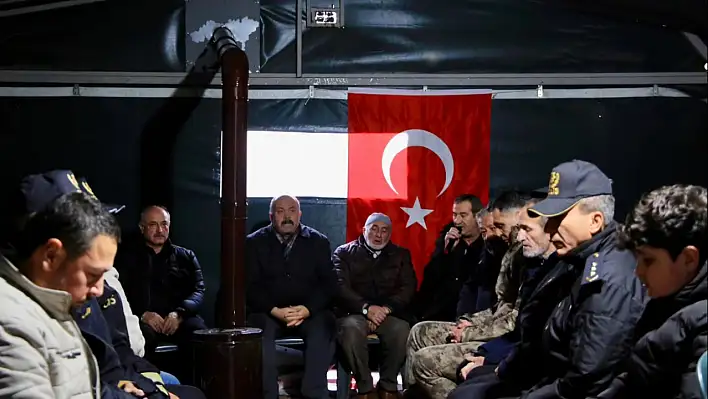 Polis memuru Osman Ocak'ın ailesine taziye ziyareti