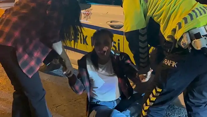 Kayseri'de kadın yolcu kendini yerden yere attı! İşte o anlar