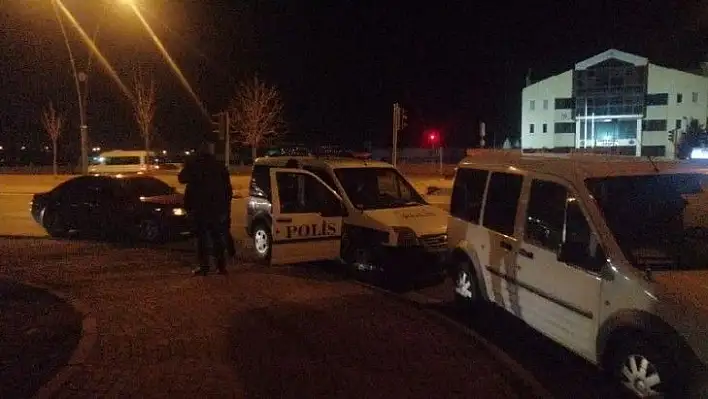 Polisten kaçtı, arabadan ne çıktı?
