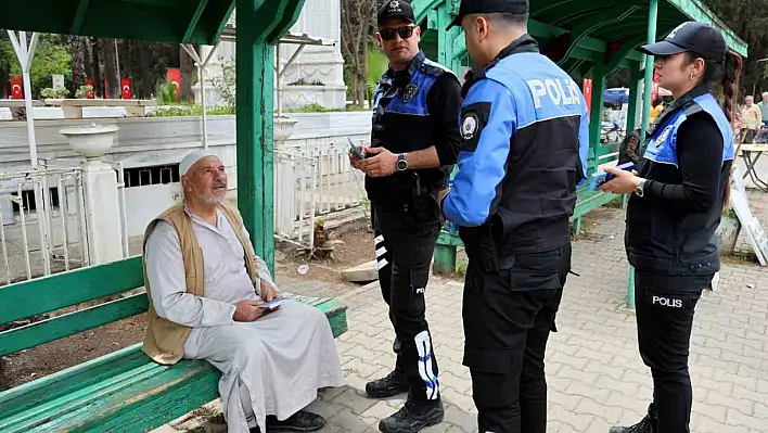 Mezarlıkta 'sahte hoca' avı