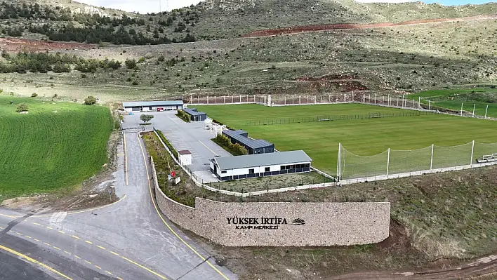 Profesyonel futbol takımları Erciyes'te buluşuyor!