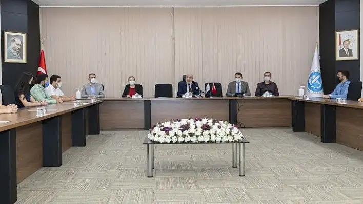 Rektör Karamustafa, stajyer öğrencileri kabul etti
