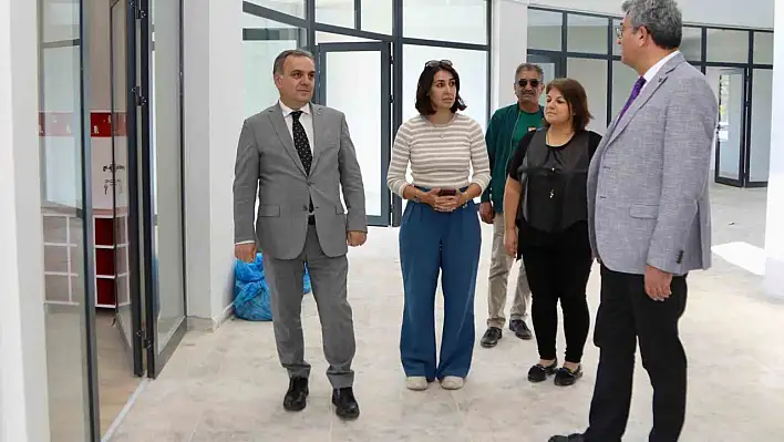 Altun, Kadriye San Çocuk Eğitim Merkezi'ni inceledi