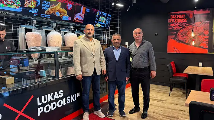 Rotterdam'daki bu açılışta metrelerce kuyruk oluştu! Arkasında Kayserili isimler var