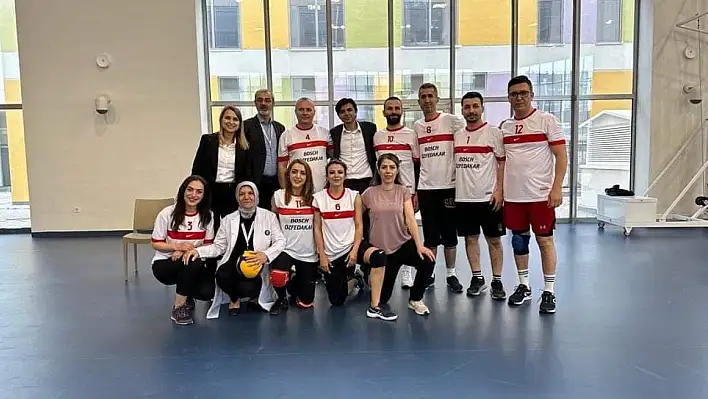 Kayseri şehir hastanesinde klinikler arası voleybol turnuvası...