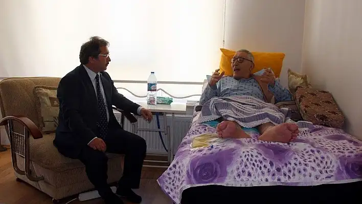 Benli, Öztürk'ü ziyaret etti