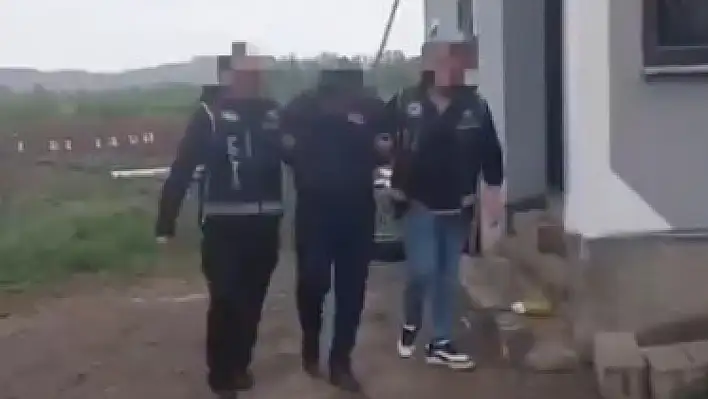 Sahte altın üreticilerine ve tefecilere eş zamanlı baskın