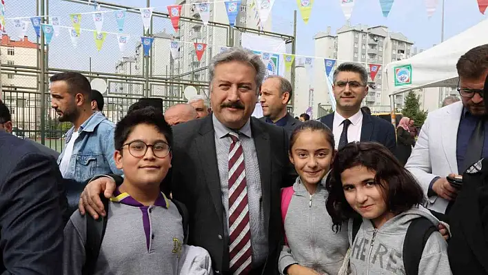 Samet Özer Diyanet Eğitim ve Kültür Merkezi'nin temeli atıldı