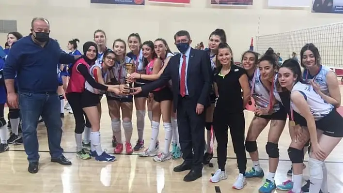 Şampiyon Kayseri Voleybol oldu