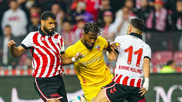 Samsun'dan ilk yarıda gol sesi gelmedi