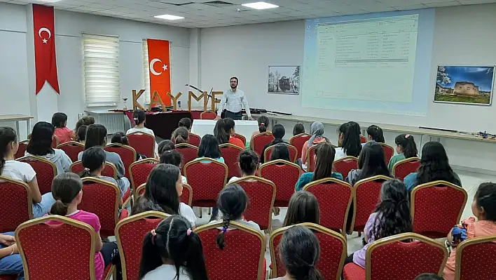 Sarıoğlan'da seminer!