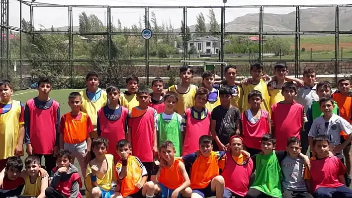 O ilçede futbola yoğun ilgi...