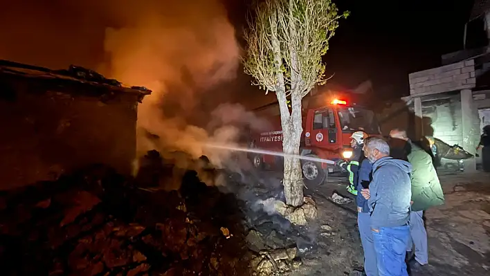 Sarız'da korkutan yangın