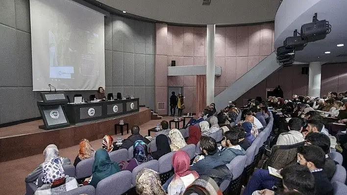 Şehir Akademi'de Varlık Seminerleri