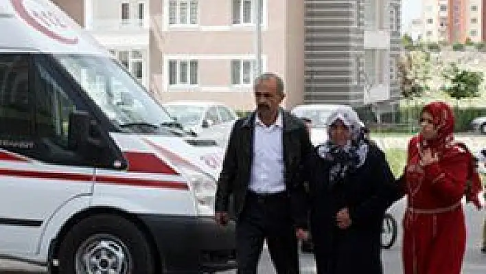  ŞEHİT UZMAN ÇAVUŞ NAZMİ KAPUCU'NUN EVİNDE HÜZÜN HAKİM